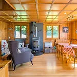 Repos En Montagne, Au Vert, Vue Et Terrasse ラ・ズマ
