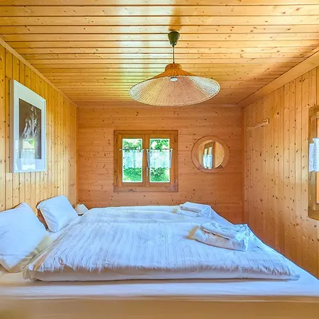 Repos En Montagne, Chalet Au Vert, Vue Et Jardin La Tzoumaz